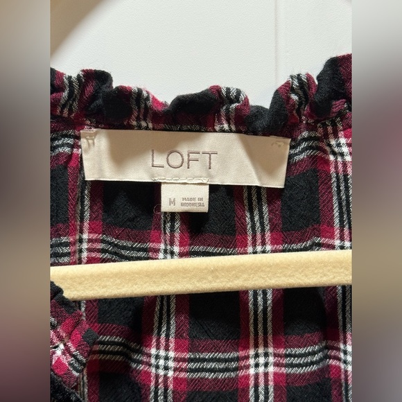 LOFT Holiday Women's Plaid Red Black
Peplum Blouse - Picture 3 of 6